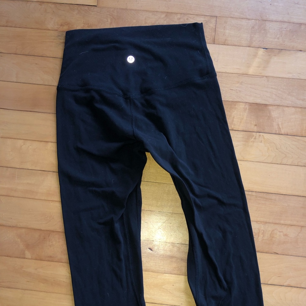Lulu lemon align 21’ crop